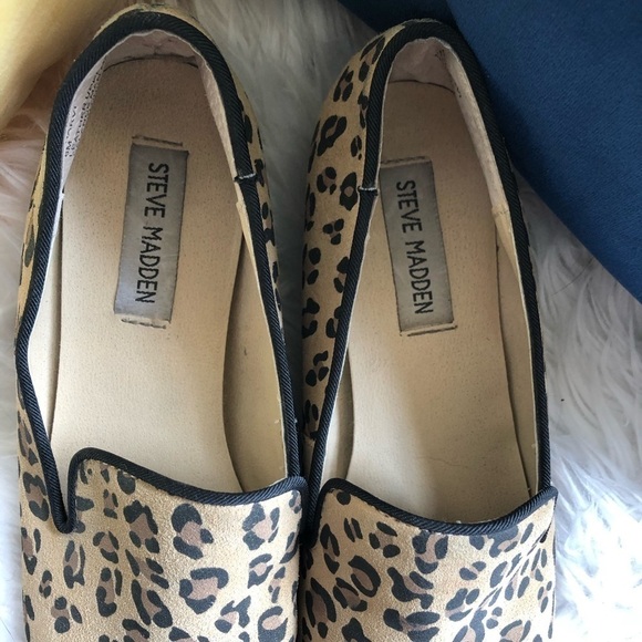 Steve Madden Leopard Print Flats - Picture 2 of 6
